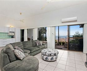 Beach View Holiday Villa - Accommodation Cairns 3