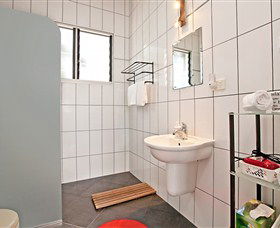 Beachside Tropical Retreat - Accommodation Cairns 5