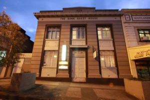 The Bank Guesthouse - Accommodation Cairns 10