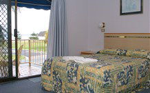 Abel Tasman Motel - Batehaven - Accommodation Cairns 1
