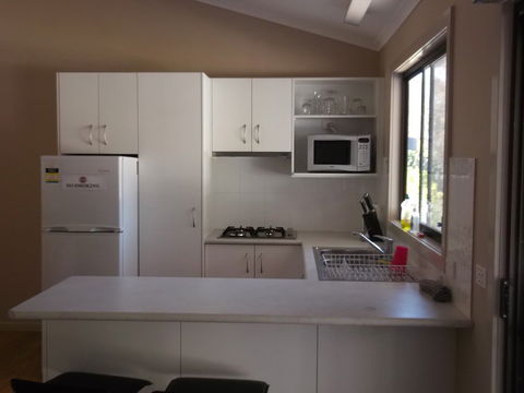 Hume Park Tourist Resort - Accommodation Cairns 3