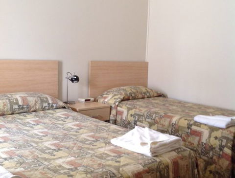 Mia Motel - Accommodation Cairns 5