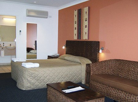 Coral Cay Resort Motor Inn - Accommodation Cairns 2