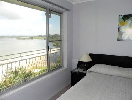 Leisure-lee Holiday Apartments - Accommodation Cairns 1