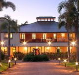 Hotel Noorla Resort - Accommodation Cairns