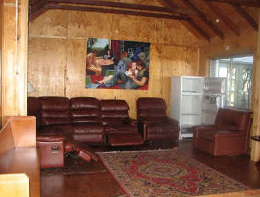 Hatters Hideout - Accommodation Cairns 2