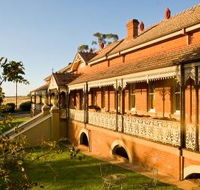 Hermitage Hill Resort And Conference Centre - Accommodation Cairns
