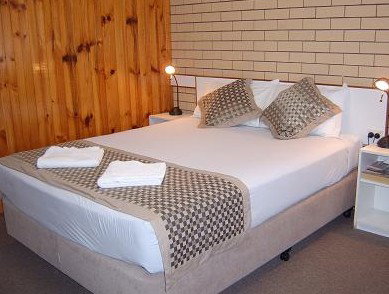 Binalong Motel - Accommodation Cairns 1