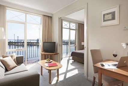 Crowne Plaza Newcastle - Accommodation Cairns 1