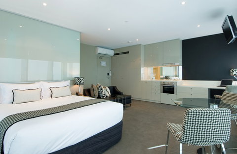 Mantra Bell City - Accommodation Cairns 1