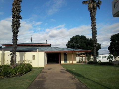 Coro Motel - Accommodation Cairns 0