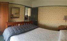 Wagga Wagga Country Cottages - - Accommodation Cairns 3