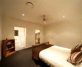 Viewpoint - Accommodation Cairns 1