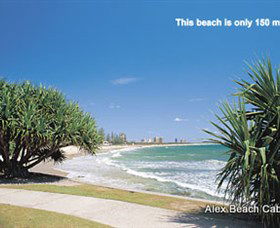 Alex Beach Cabins And Tourist Park - Accommodation Cairns 3