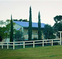 Milford Country Cottages - Accommodation Cairns