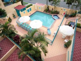 Paradise Isles - Accommodation Cairns 1