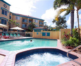 Paradise Isles - Accommodation Cairns 2