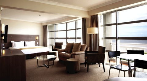 DoubleTree By Hilton Cairns - Accommodation Cairns 4