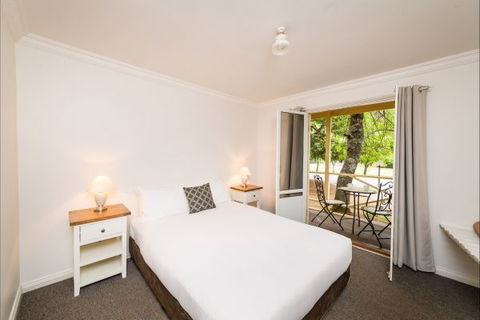 Federation Gardens And Possums Hideaway - Accommodation Cairns 2