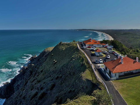 Assistant Lighthouse Keeper's Cottages - Accommodation Cairns 0