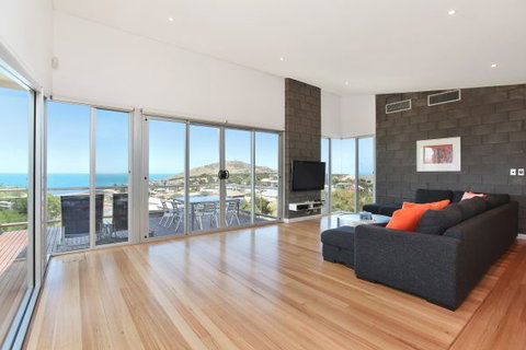 The Observatory - Accommodation Cairns 8