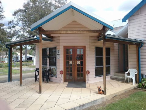 Wine Country Tourist Park - Accommodation Cairns 4
