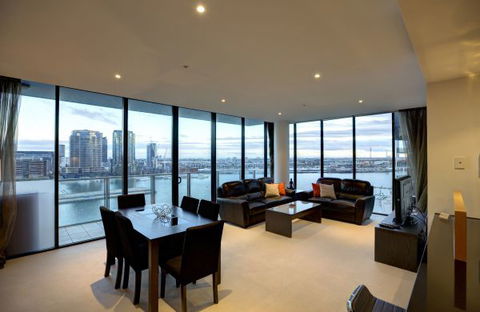 ACD Apartments - Accommodation Corporate Docklands - Accommodation Cairns 5