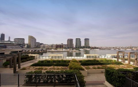 ACD Apartments - Accommodation Corporate Docklands - Accommodation Cairns 6