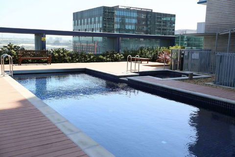 ACD Apartments - Accommodation Corporate Docklands - Accommodation Cairns 7