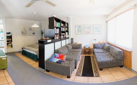 Dunes Cottage - Accommodation Cairns 1