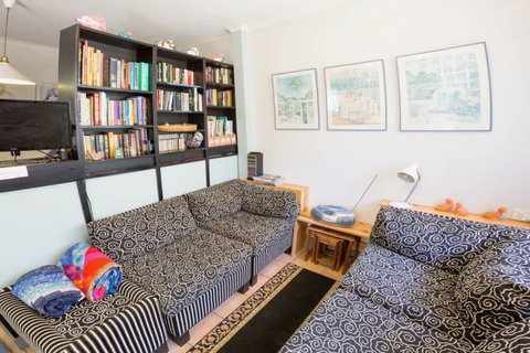 Dunes Cottage - Accommodation Cairns 2