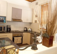 Anderl's Beach Cottage - Accommodation Cairns