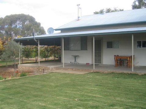 Gilgens Country River Retreat - Accommodation Cairns 0