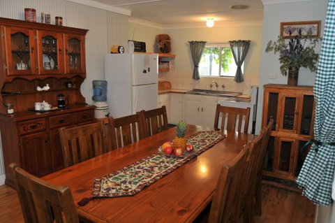 Ellenor Ivy Cottage - Accommodation Cairns 1