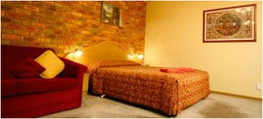 Best Western Pines Country Club Motor Inn - Accommodation Cairns 4