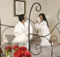 Wine  Roses Bed  Breakfast - Accommodation Cairns