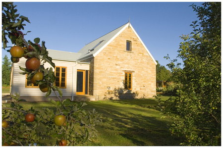 Armytage House - Accommodation Cairns 2