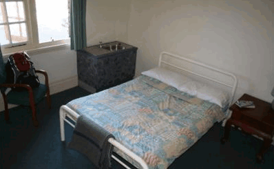 Newcastle Beach YHA - Accommodation Cairns 2