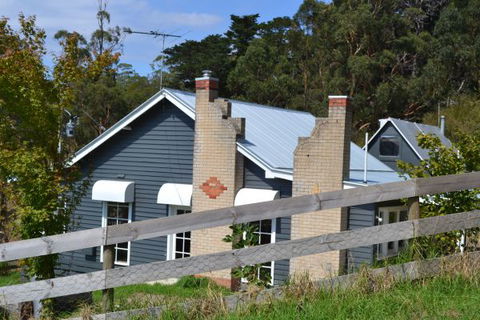 Clifden Cottage - Accommodation Cairns 4
