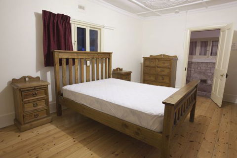 Engineers Lodge - Accommodation Cairns 2