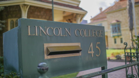 Lincoln College - Accommodation Cairns 0