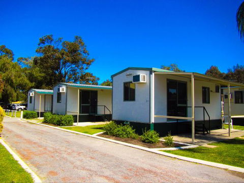 Acclaim Swan Valley Tourist Park - Accommodation Cairns 2