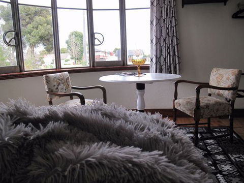 B&B Wodonga - Art Deco Accommodation - Accommodation Cairns 1