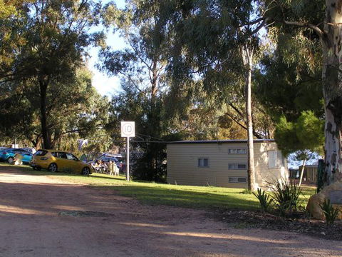 Barmera North Lake Caravan Park - Accommodation Cairns 1
