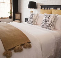 Chiltern Cottage and Indigo Suite - Accommodation Cairns