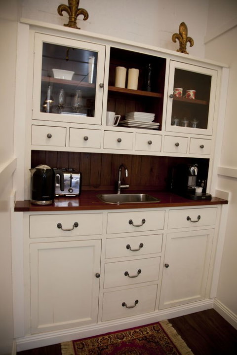 Chiltern Cottage And Indigo Suite - Accommodation Cairns 2