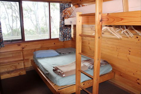 Edski Lodge - Accommodation Cairns 2