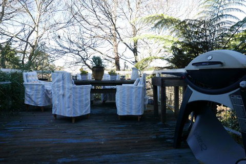 Fernhill Chestnut Farm - Accommodation Cairns 5