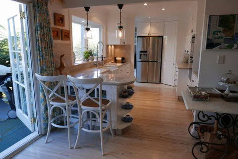 Fernhill Chestnut Farm - Accommodation Cairns 7