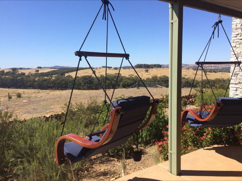 Heathcote Views Bed & Breakfast - Accommodation Cairns 1